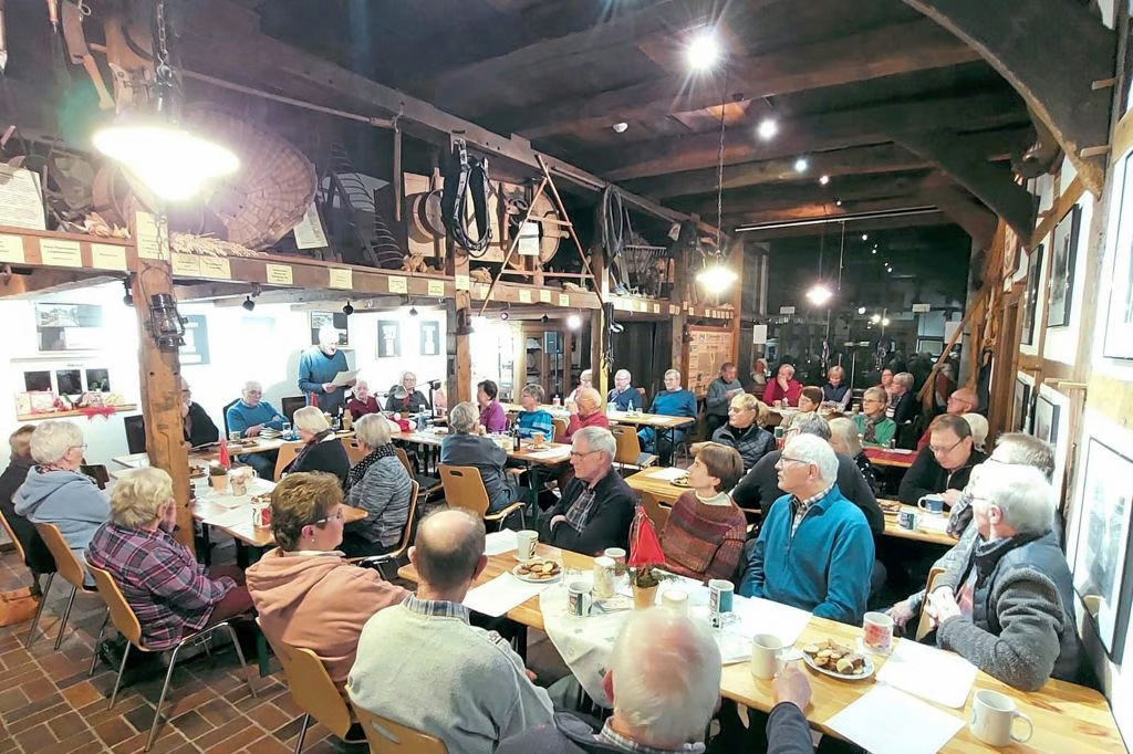 Plattdeutscher Abend im Heimathaus.